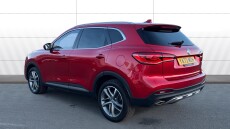 MG Hs 1.5 T-GDI Exclusive 5dr DCT Petrol Hatchback